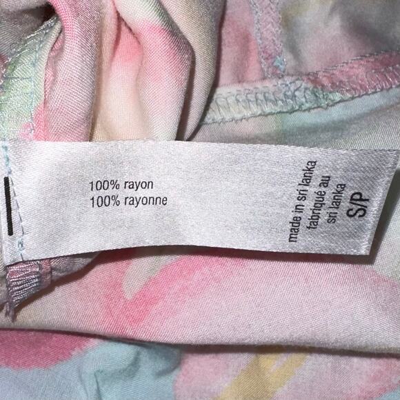 Tommy Bahama Pink Rose Mist Floral Pajama Sleep Shorts Size Small - Picture 8 of 14